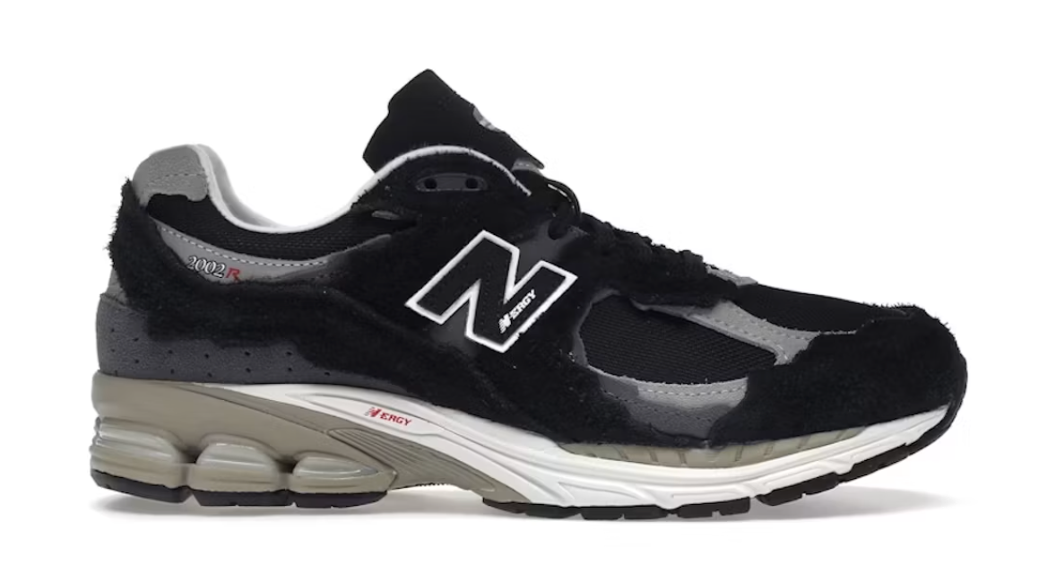 New Balance 2002R Protection Pack Black Grey