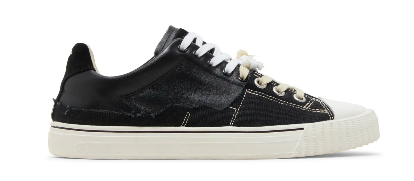 Maison Margiela New Evolution Black