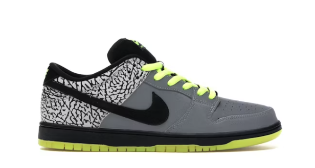 Nike SB Dunk Low DJ Clark Kent x Primitive 112