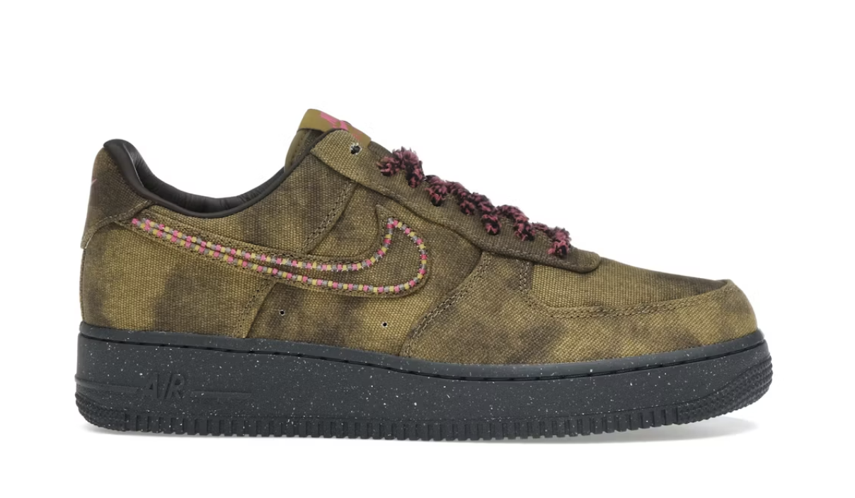Nike Air Force 1 Low '07 QS Boucle Desert Moss Fierce Pink